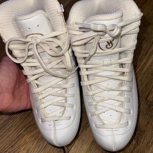 Scott Hamilton Risport Figurine ice skates # 215